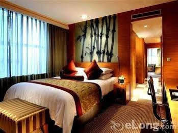 Jinan Mineral Hotel Hongjialou Екстериор снимка